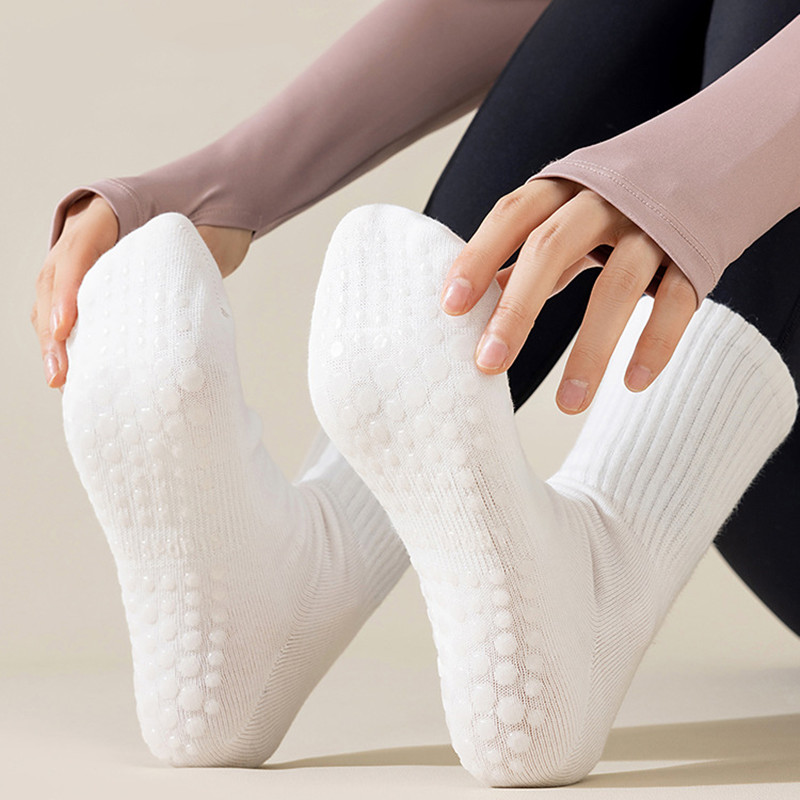 ถุงเท้ากีฬาแบบกันลื่น ระบายอาก - Sports Grip บทวิจารณ์และราคา